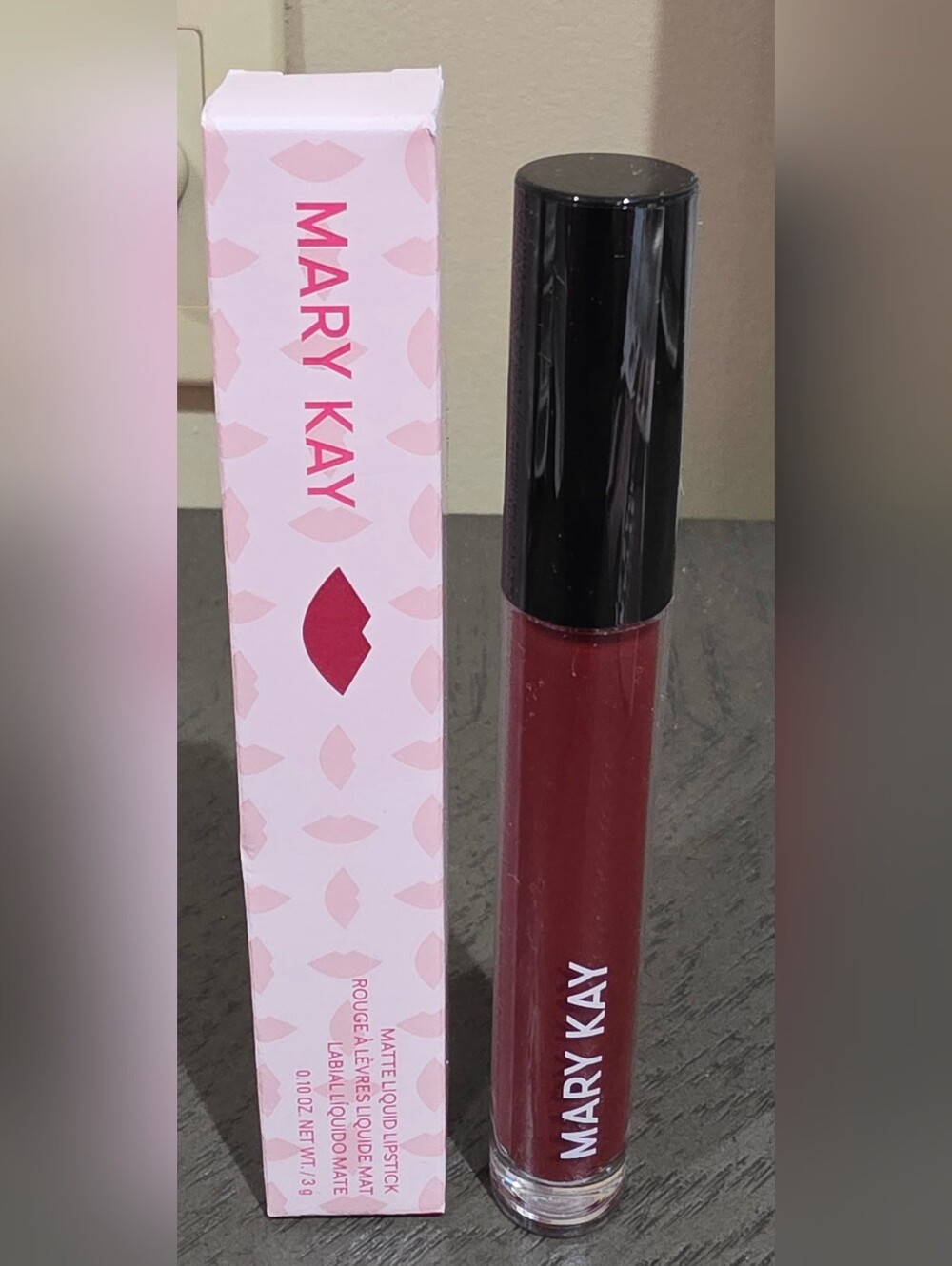 Mary Kay Matte Liquid Lipstick — Red Noir